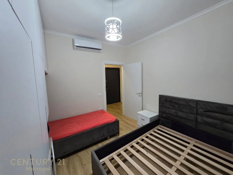 Tirane, jepet me qera apartament 1+1 Kati 3, 62 m² 500 € 