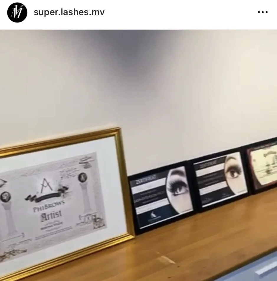 Ofroj kurse Estetike