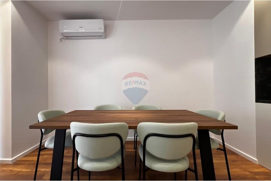 Tirane, jepet me qera apartament 1+1 Kati 3, 80 m² 550 € (Xibraku)