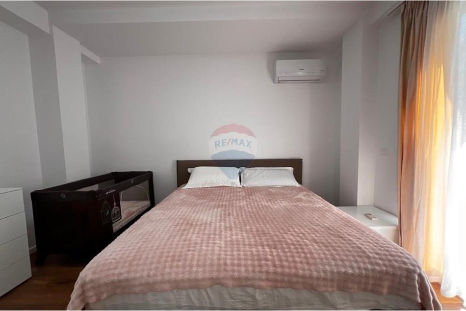 Tirane, jepet me qera apartament 1+1 Kati 3, 80 m² 550 € (Xibraku)