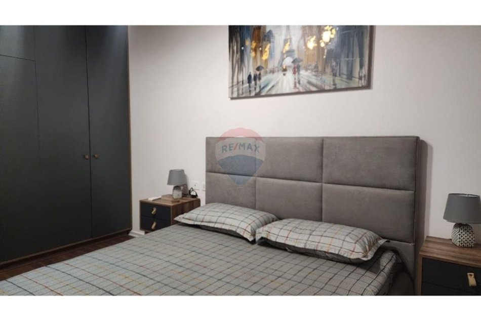 Tirane, jepet me qera apartament 1+1 , 78 m² 800 € (Delijorgji)