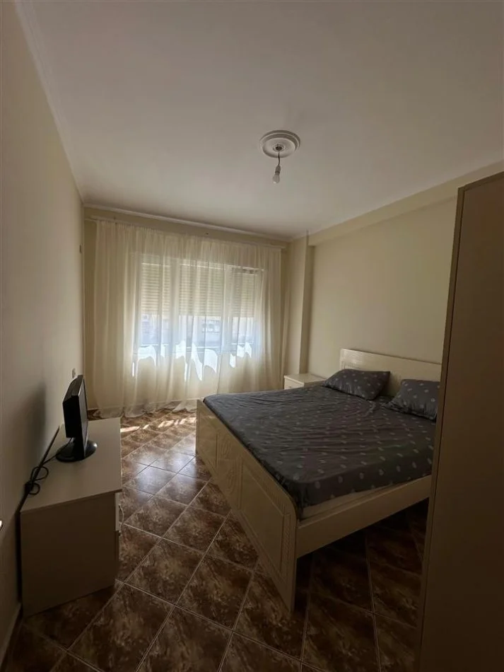 Tirane, jepet me qera apartament 2+1+Ballkon Kati 7, 110 m² 500 € (Astir , Market Jata)