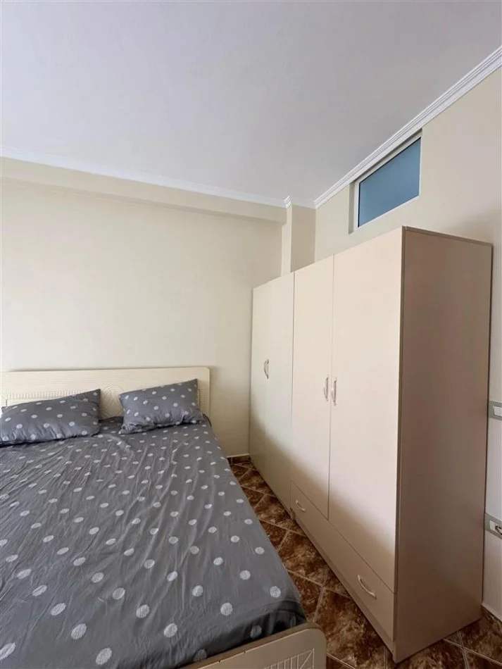 Tirane, jepet me qera apartament 2+1+Ballkon Kati 7, 110 m² 500 € (Astir , Market Jata)