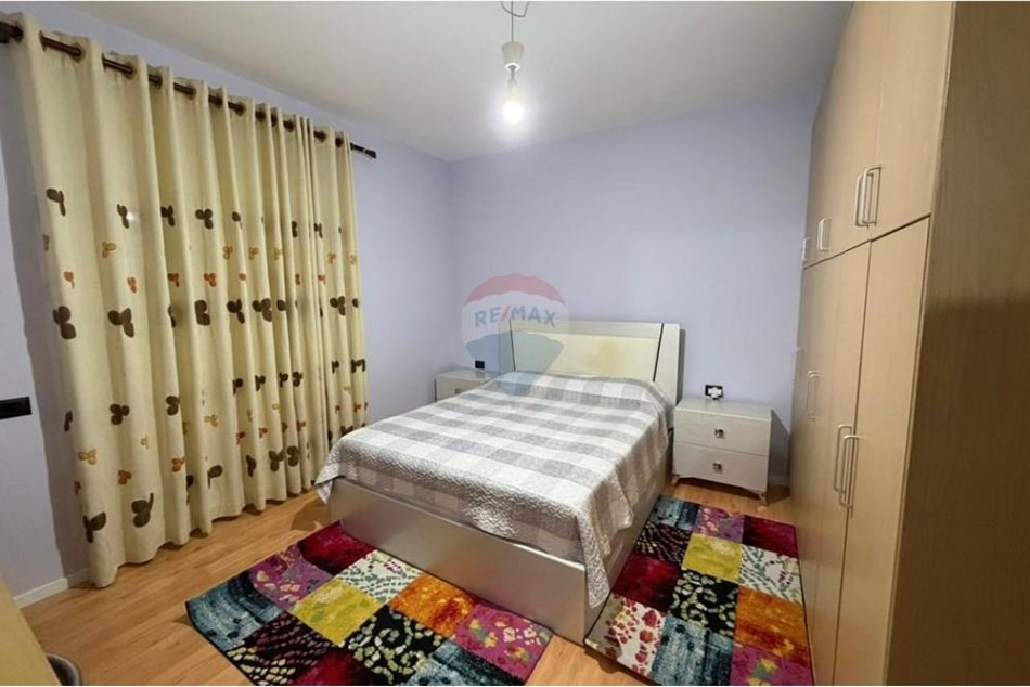 Tirane, jepet me qera apartament 1+1 Kati 1, 70 m² 400 € (Sotir Caci)