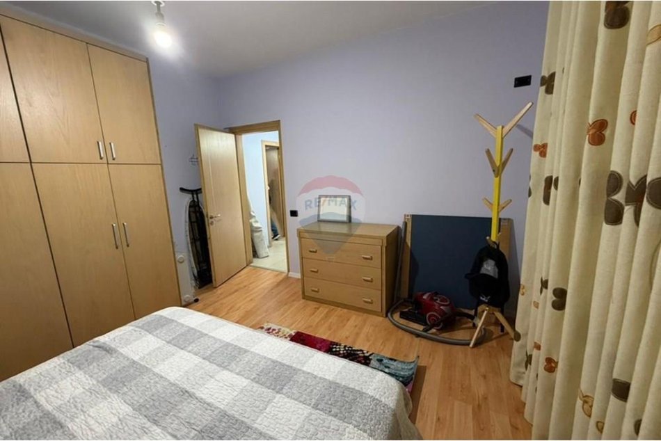 Tirane, jepet me qera apartament 1+1 Kati 1, 70 m² 400 € (Sotir Caci)