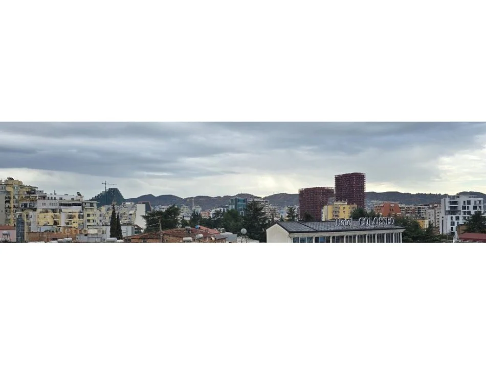 Tirane, jepet me qera apartament 2+1 Kati 5, 75 m² 700 € 