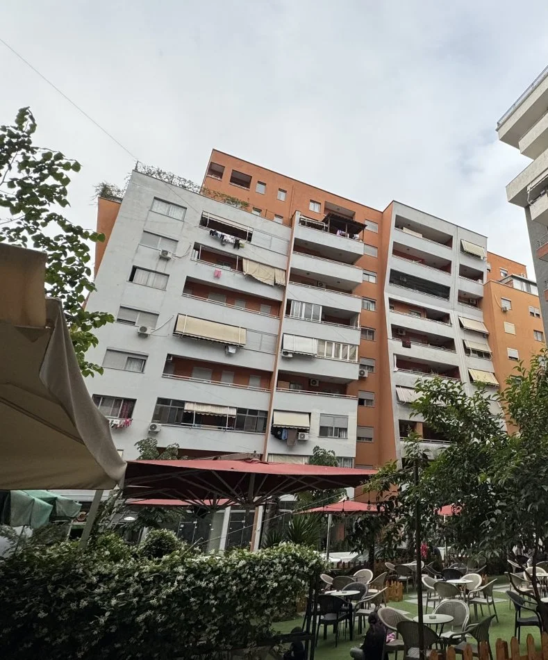 Shqiperi, shes apartament 1+1+Ballkon Kati 4, 67 m² 90.000 € (Astir pran rrethit te astirit)