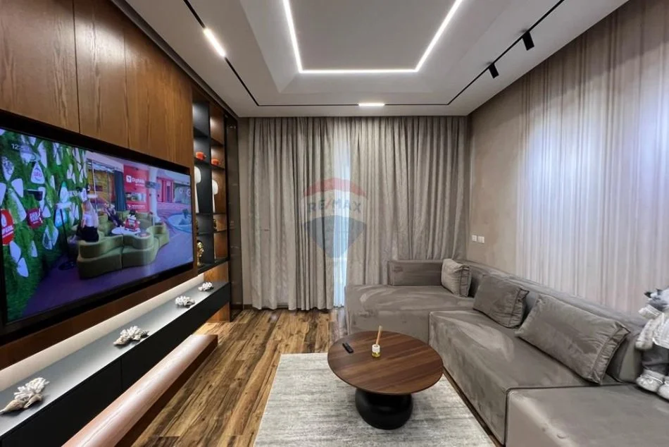 Tirane, shitet apartament 2+1+Ballkon , 119 m² 525.000 € (Kompleksi Deliorgji)