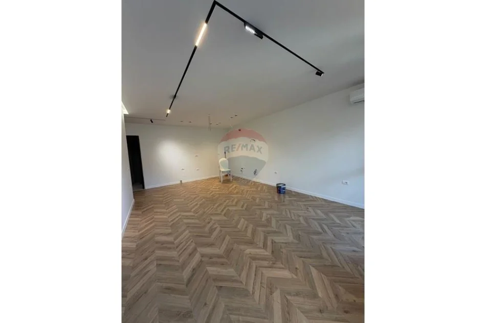 Tirane, shitet 2+1 , 104 m² 155.000 € (Shkoze)