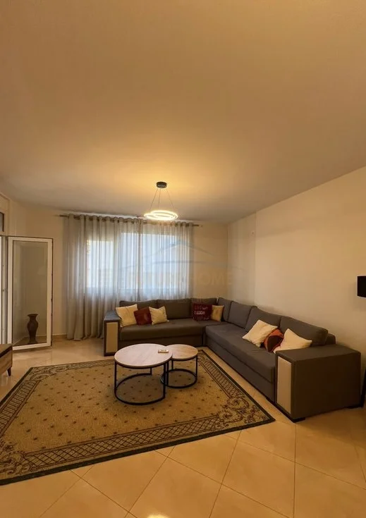 Tirane, jepet me qera apartament 2+1 Kati 2, 98 m² 700 € (Kodra diellit)