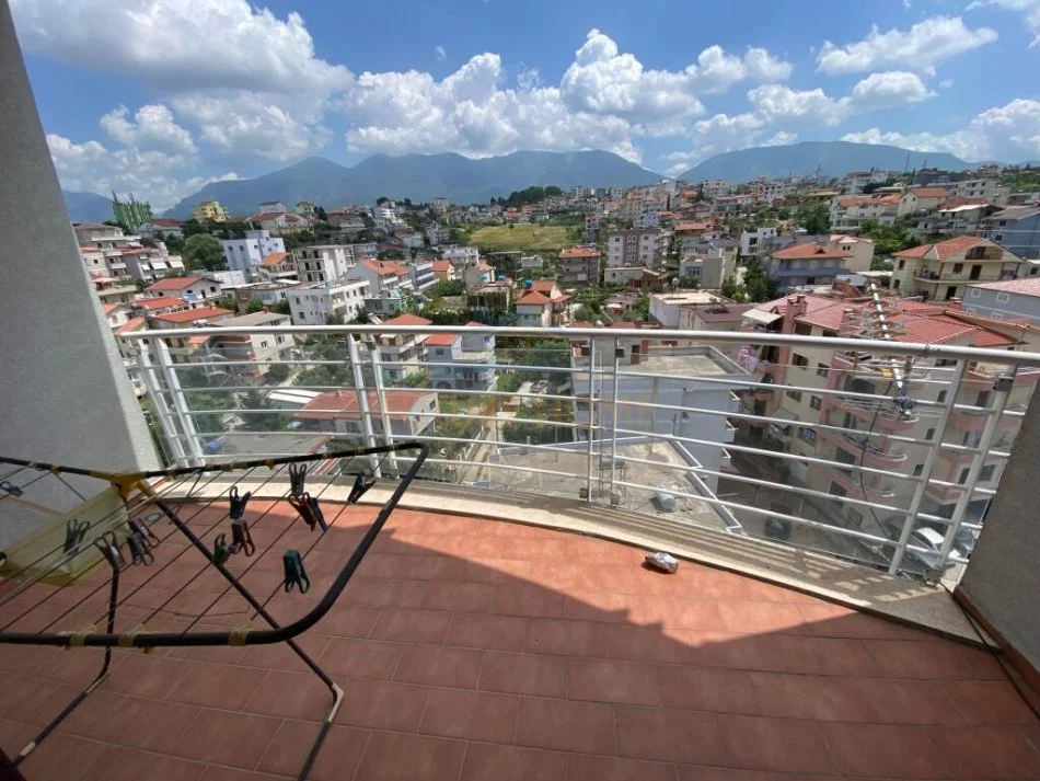 Tirane, shitet apartament 2+1+Ballkon Kati 8, 112 m² 170000 € (Gramoz Pashko)