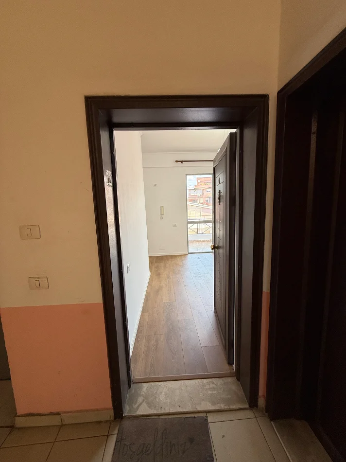 Tirane, shitet apartament 1+1 Kati 3, 67 m² 153.000 € (Rruga Rrapo Hekali - Furre Buke Dumrea Kodra Diellit)
