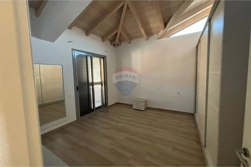 Shqiperi, shitet Vile 5+1+Aneks+Ballkon , 116 m² 150.000 € 