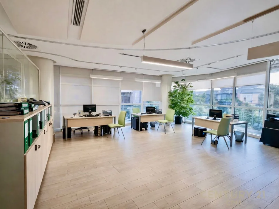 Tirane, jepet me qera zyre Kati 2, 300 m² 6.000 € (Perballe Coin)
