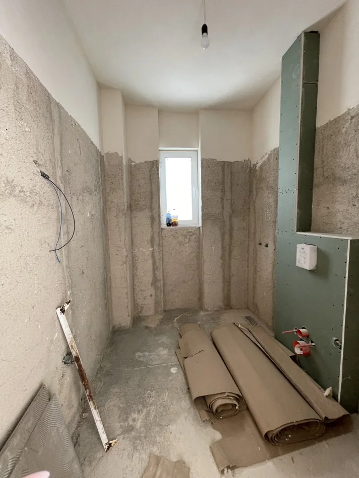 Sarande, shitet apartament 1+1+Ballkon Kati 5, 84 m² 115.000 € (Rruga butrinti)