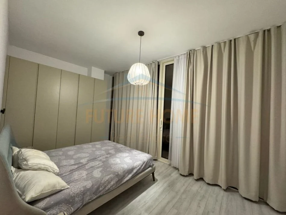 shitet , 1.000.000 € (Green Coast)