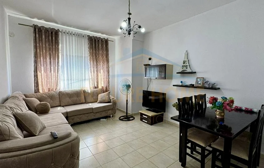 Tirane, shitet apartament 2+1 Kati 5, 92 m² 138.000 € 