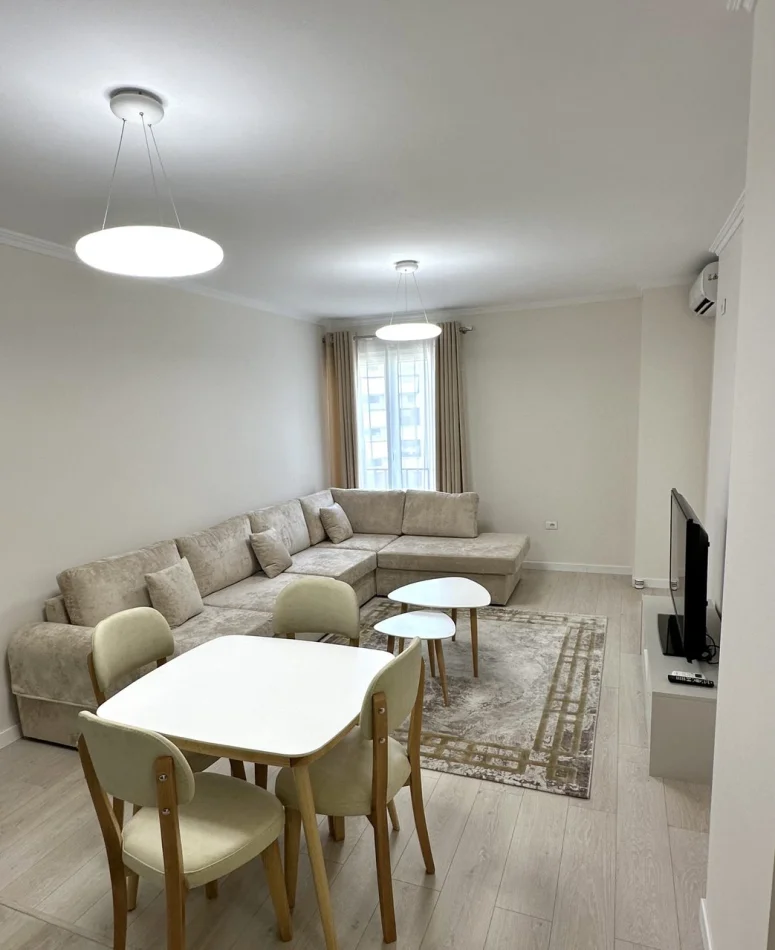 Tirane, jepet me qera apartament 1+1 Kati 4, 65 m² 450 € (Astir)