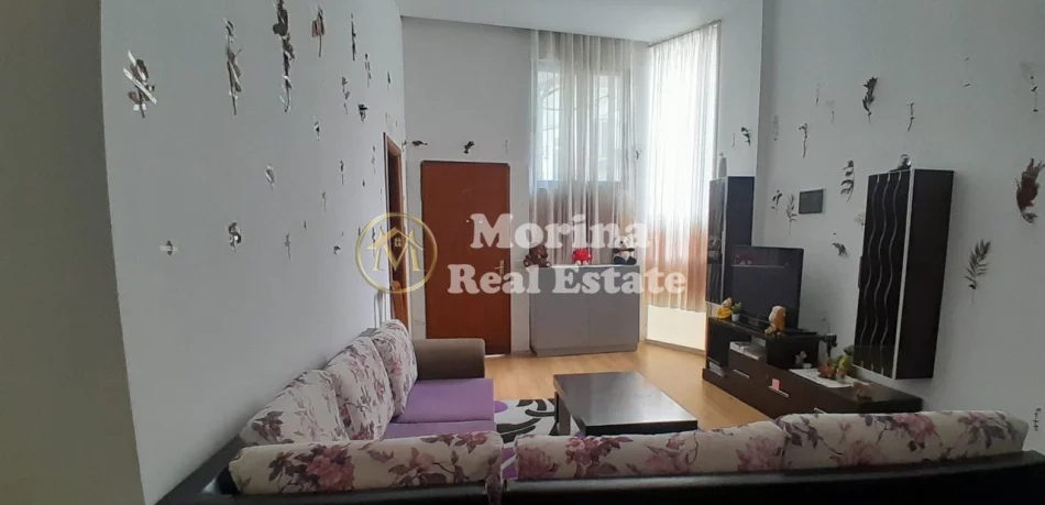 Tirane, jepet me qera apartament 1+1 Kati 1, 50 m² 350 € (Fresku)