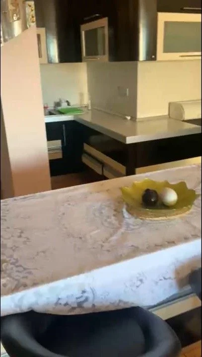 Tirane, jepet me qera apartament 2+1 Kati 7, 110 m² 600 € (Selvia)