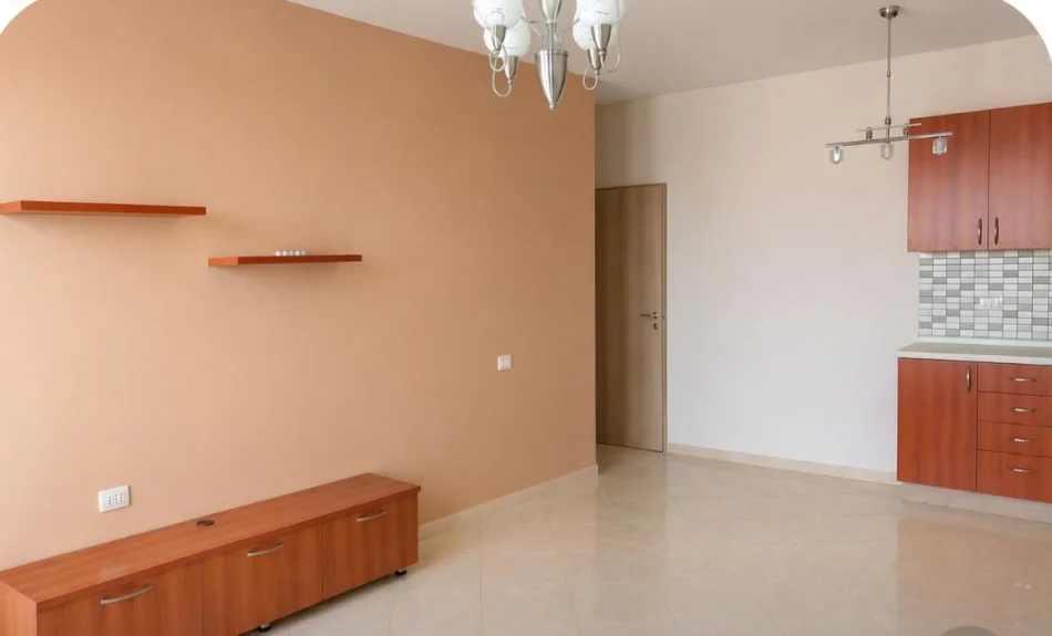 Tirane, shitet apartament 1+1 Kati 8, 197.000 € (Ish Tregu Elektrik Muzeu I Shkencave Te Natyres)