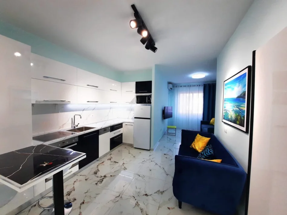 Tirane, jepet me qera apartament 1+1 Kati 5, 43 m² 450 € (Don Bosko)