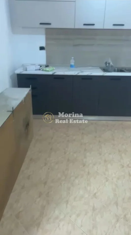 Tirane, jepet me qera apartament 2+1 Kati 2, 130 m² 380 € (Yzberisht)