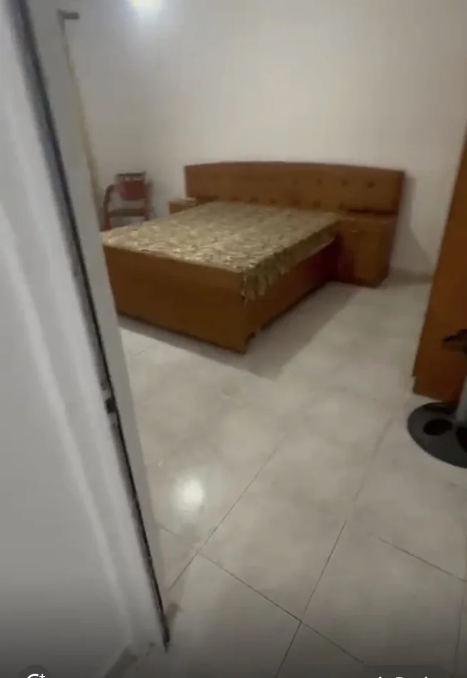 Tirane, jepet me qera apartament 1+1 Kati 1, 45 m² 350 € (Pallati me Shigjeta)
