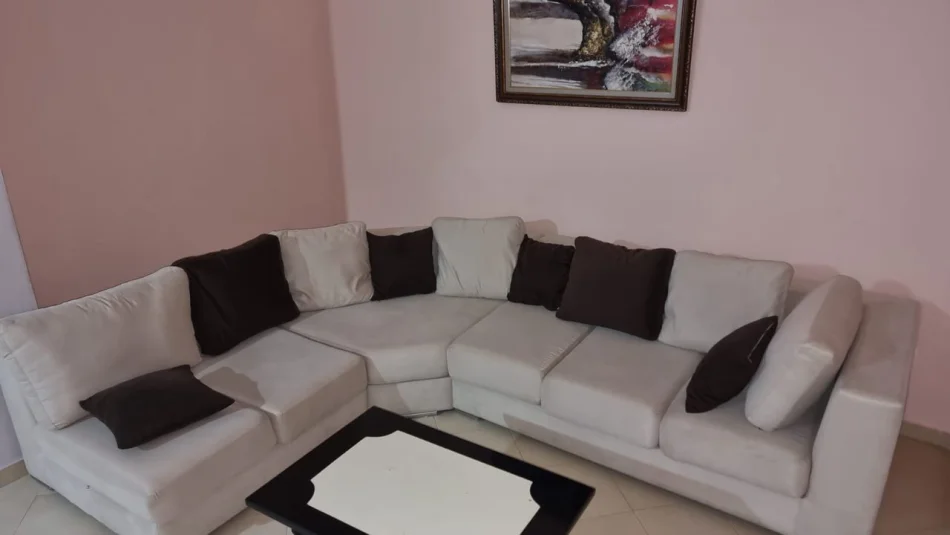 Tirane, jepet me qera apartament 1+1 Kati 3, 65 m² 420 € (Astir)