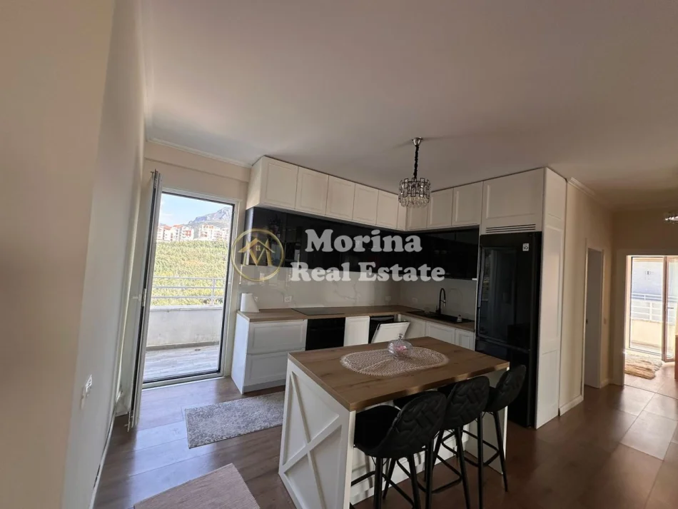 Tirane, jepet me qera apartament 3+1 Kati 4, 270 m² 1.000 € (Fresku)