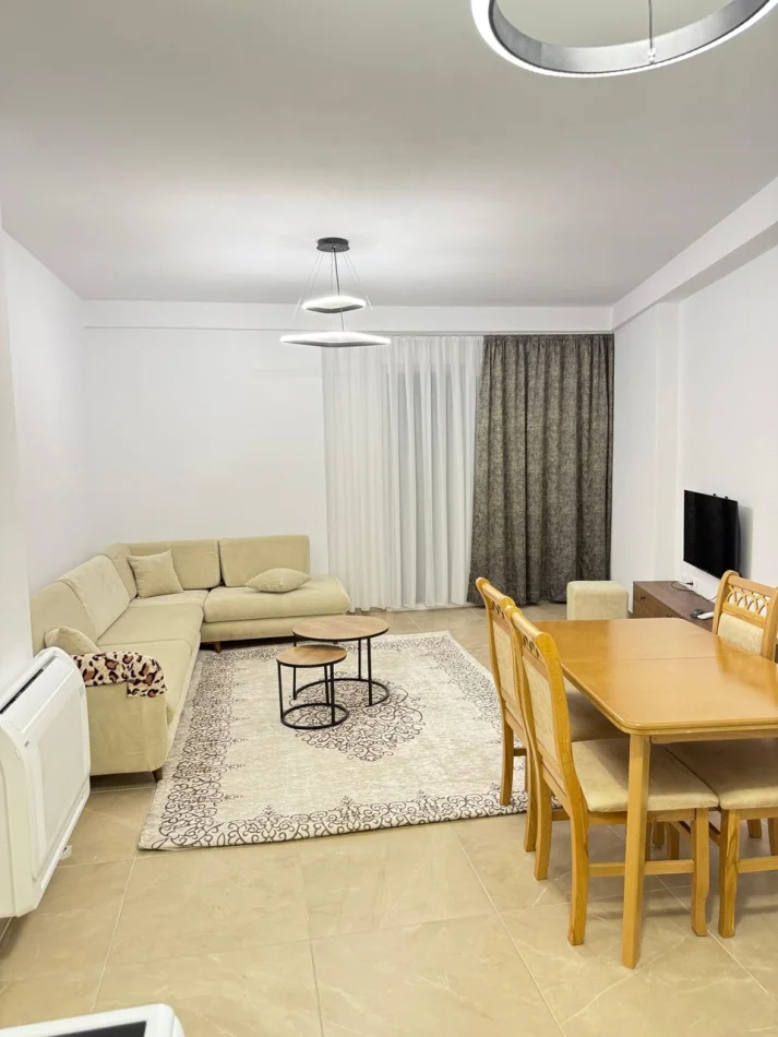 Tirane, jepet me qera apartament 1+1 Kati 9, 60 m² 450 € (Astir)