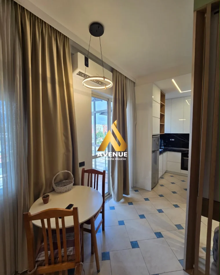 GARSONIERE ME QERA PREMIUM  ASTIR – NGJITUR ME BAR OSLO, TIRANE