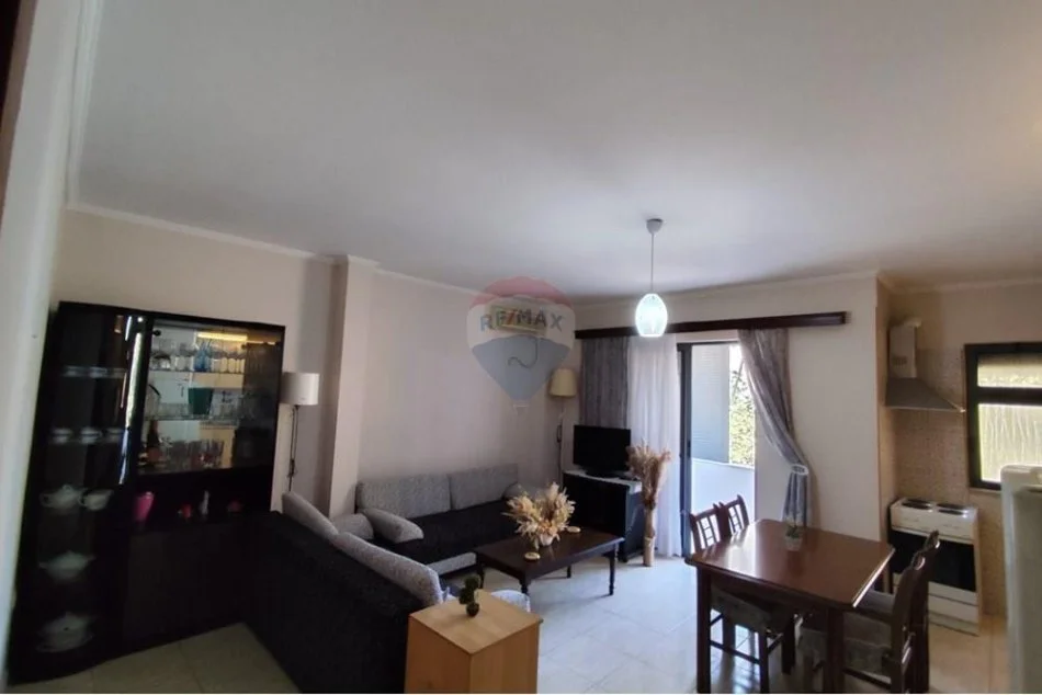Tirane, shitet apartament 2+1 Kati 3, 102 m² 189.000 € (Ne fillim te rruges Ali Demi)