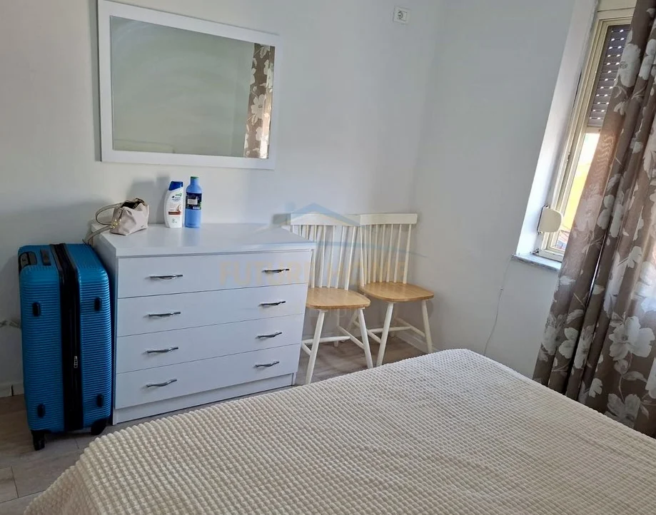 Tirane, jepet me qera apartament 2+1 Kati 5, 76 m² 650 € 