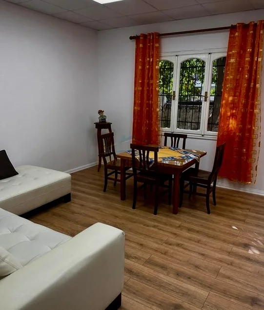 Tirane, jepet me qera Vile Vile 3 Katshe Kati 0, 300 m² 1.200 € 