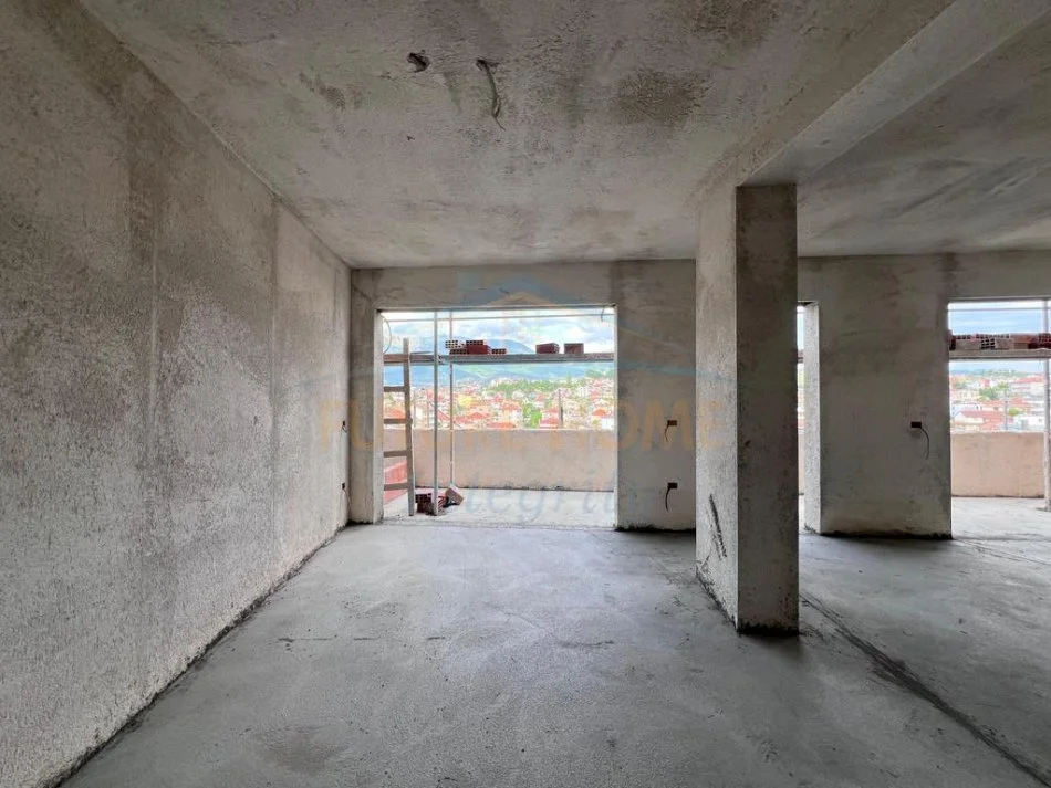 Tirane, shitet apartament 1+1+Ballkon Kati 7, 98 m² 142.000 € (Ali Visha)