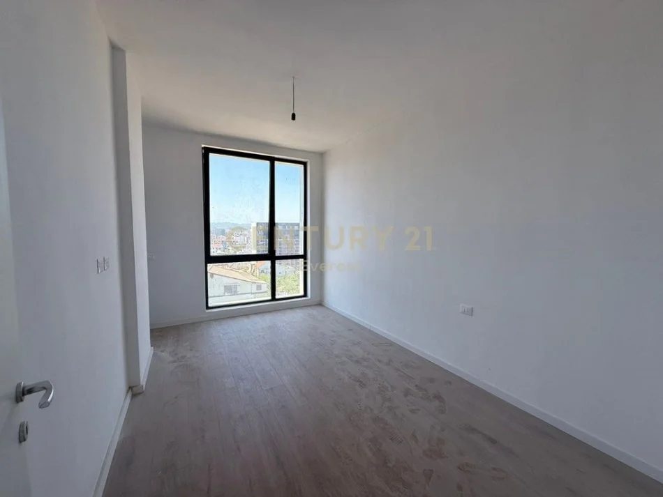 Tirane, shes apartament 1+1 Kati 7, 62 m² 1.250.000 € 