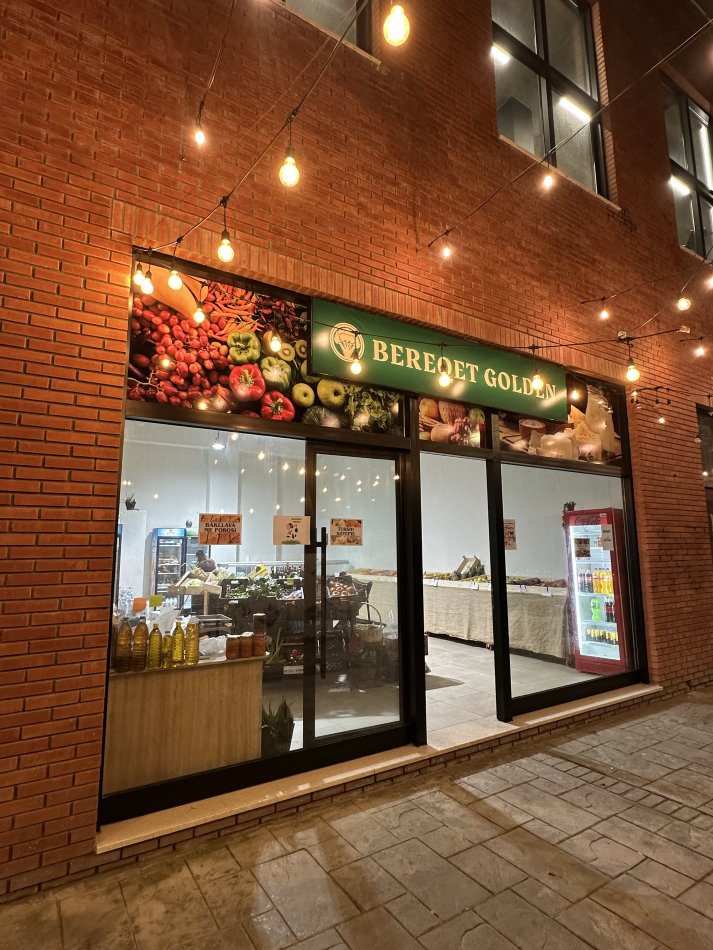 Tirane, Shitet biznes Fruta perime ( 5000€ ) 5.000 €