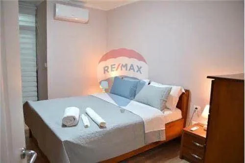 Tirane, jepet me qera apartament 1+1 Kati 6, 68 m² 600 € (Rruga Kavajes)