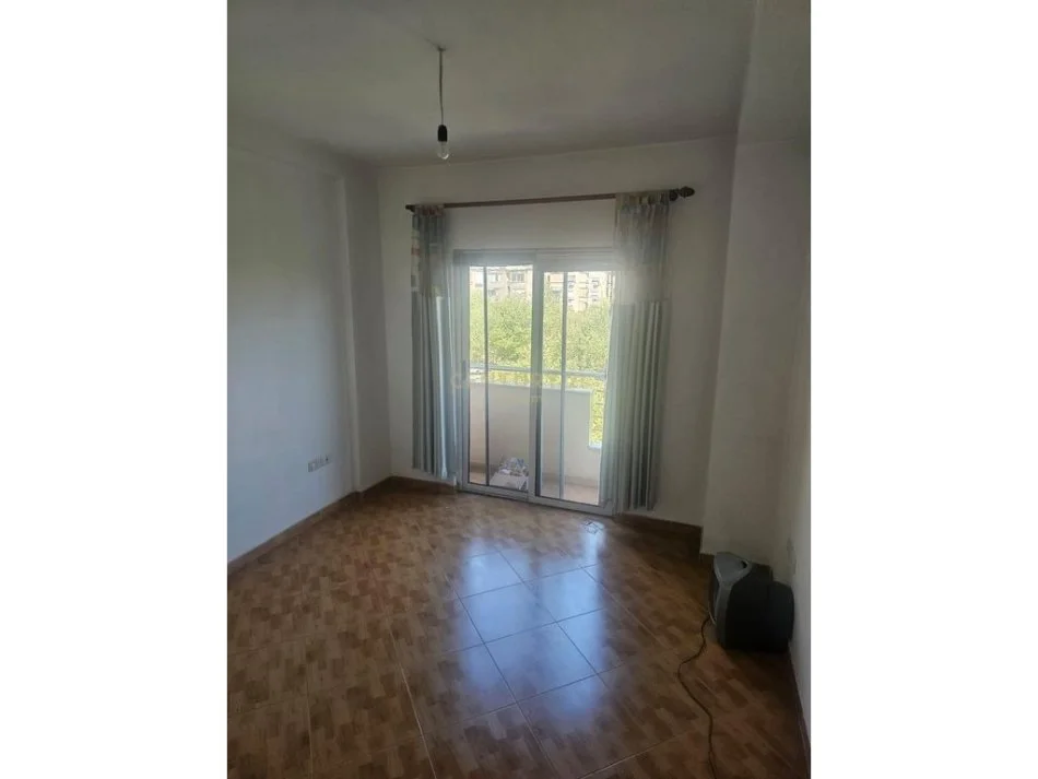 Tirane, shitet apartament 2+1 Kati 3, 78 m² 148.000 € 