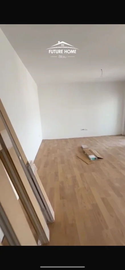 Tirane, jepet me qera apartament 2+1 Kati 8, 117 m² 700 € (Zogu i Zi)