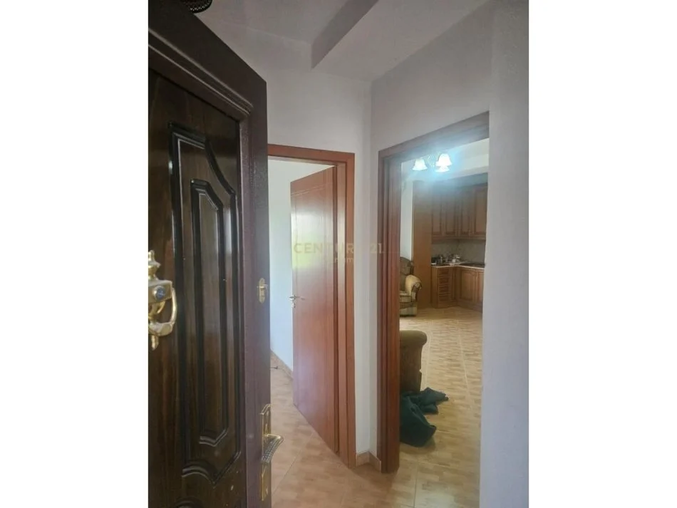 Tirane, shitet apartament 2+1 Kati 3, 78 m² 148.000 € 