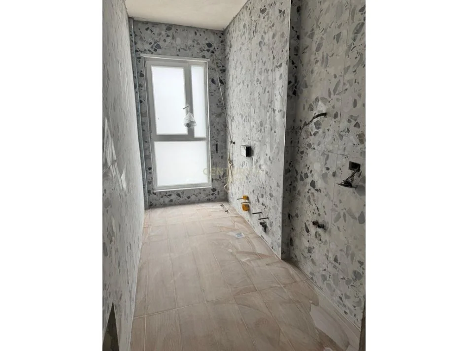 Tirane, shes 1+1 , 77 m² 139.500 € (Ne Don Bosko)