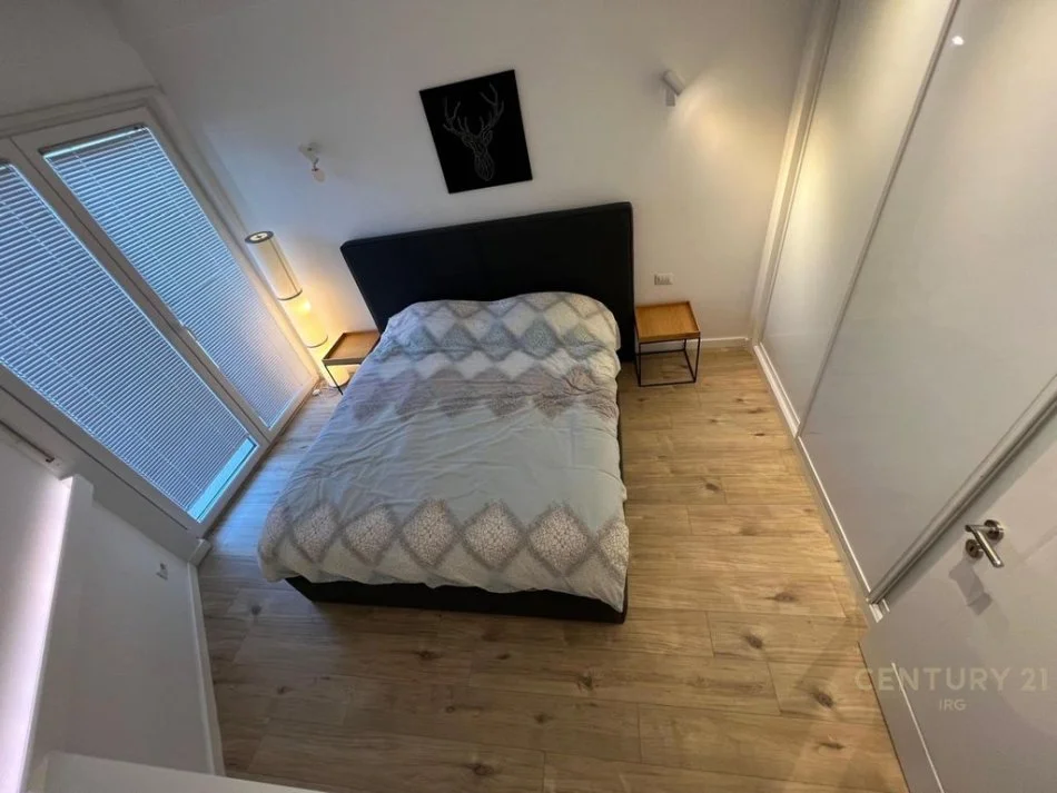 Tirane, jepet me qera apartament 2+1 Kati 2, 80 m² 750 € 