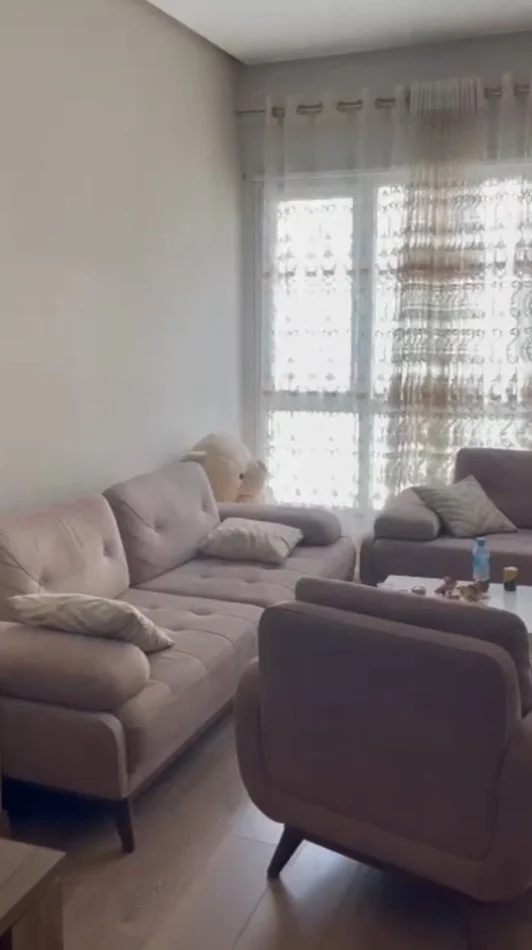 Tirane, shitet apartament 1+1+Ballkon Kati 5, 82 m² 170.000 € (Kopshti Botanik)