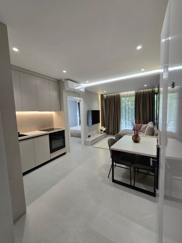 Shqiperi, jepet me qera apartament 1+1 Kati 2, 72 m² 650 € (Vizion plus)