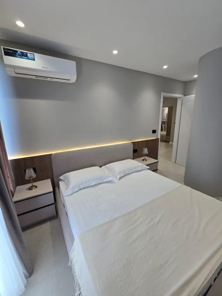 Shqiperi, jepet me qera apartament 1+1 Kati 2, 72 m² 650 € (Vizion plus)