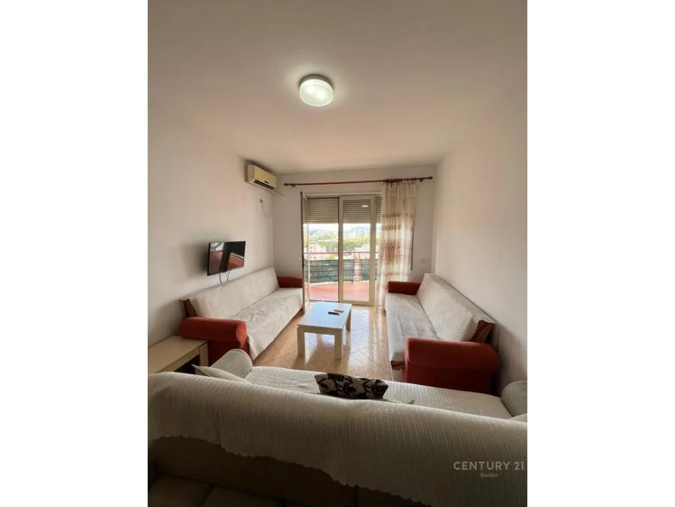 Tirane, jepet me qera apartament 2+1 Kati 8, 105 m² 600 € 