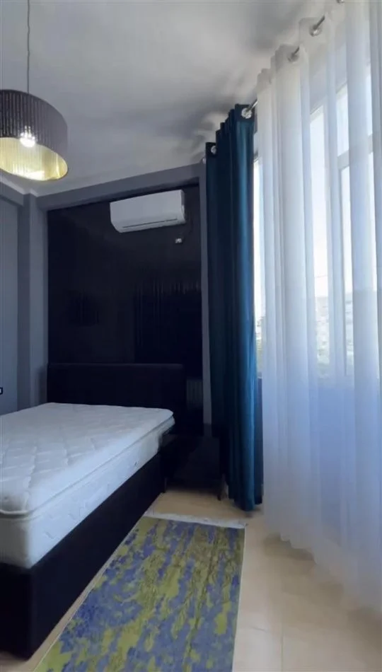 Tirane, jepet me qera apartament 1+1 Kati 1, 58 m² 400 € (Prane Restorant Fresku , rruga Dalip Topi)