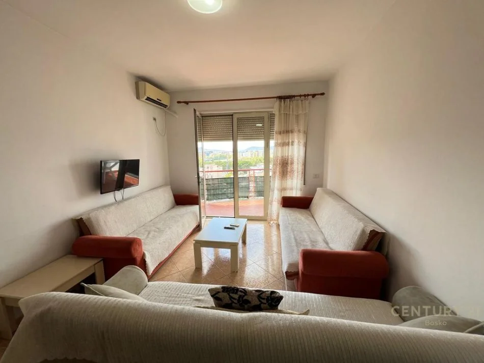 Tirane, jepet me qera apartament 2+1 Kati 8, 105 m² 600 € 